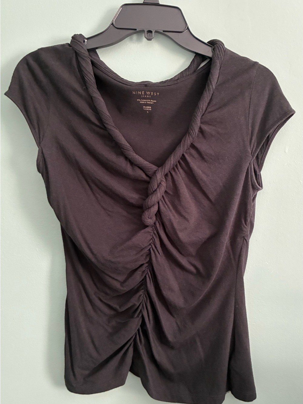 Nine West Black Twisted Rope Front Cap-Sleeve Tee